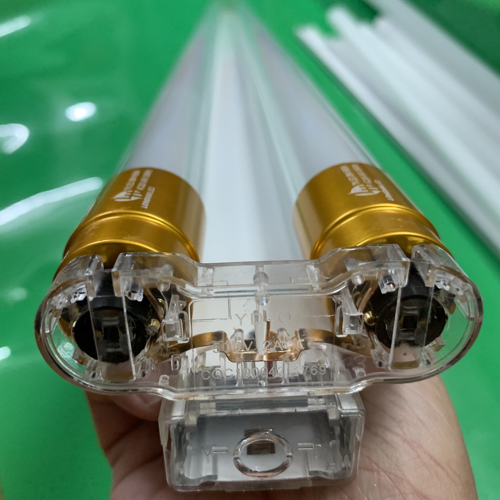 Bộ Đèn Tuýp Led T8 Thủy Tinh LHLed Bảo Hành 02 Năm Kích Thước 1m2