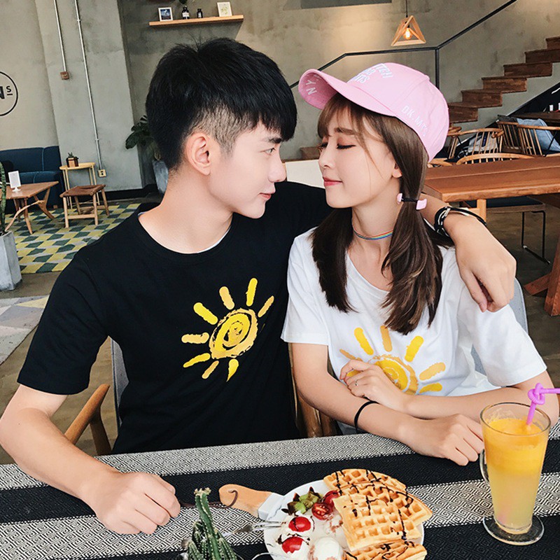 Áo thun cổ tròn tay ngắn cho cặp đôi