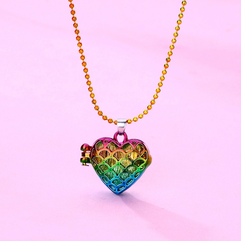 Vòng cổ Mặt Hình Trái Tim Nhiều Màu Sắc