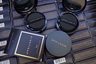 Phấn nước Aprilskin đen cao cấp