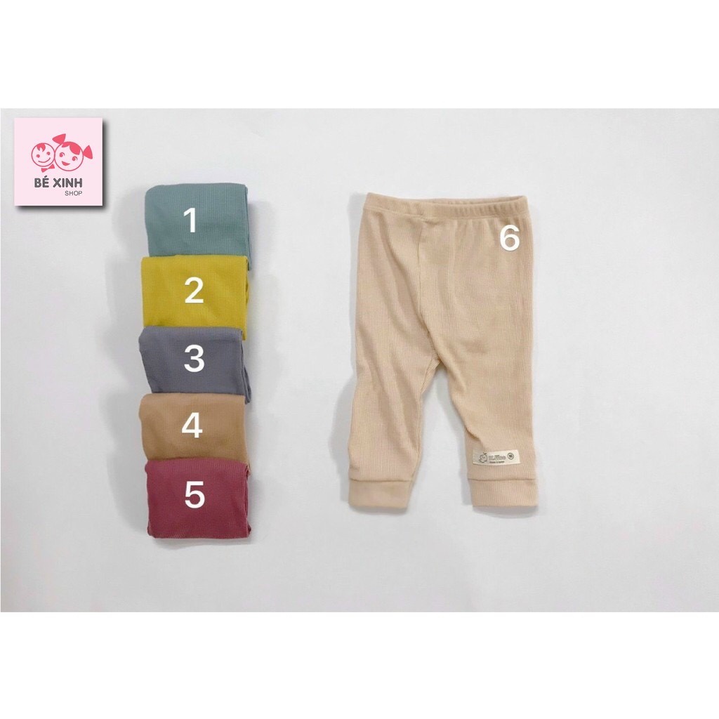 Quần Kwoo thun gân đáp đũng chuyên dùng cho các bé đóng bỉm