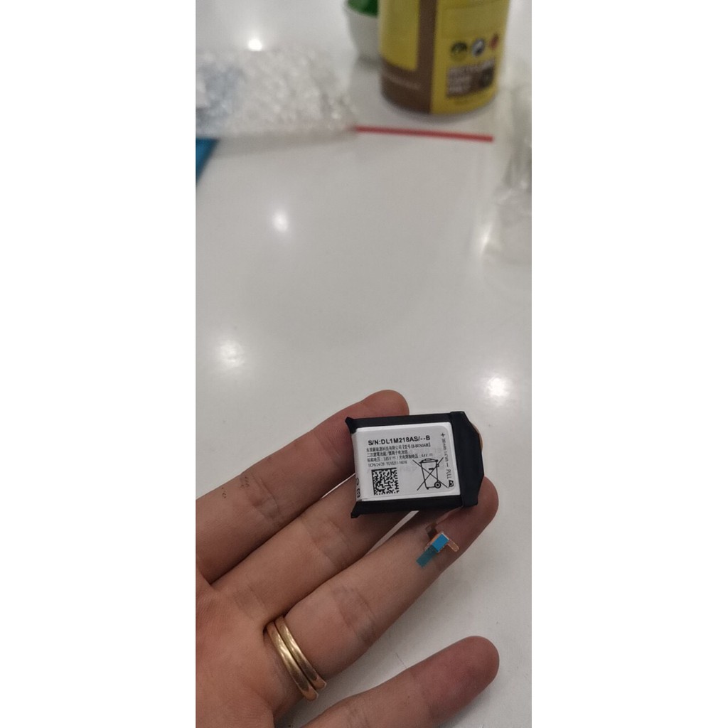 Thay pin đồng hồ Samsung Gear S3 Classic - Huco Việt Nam