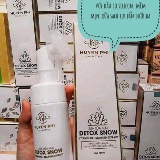 Sữa rửa mặt thải độc Detox Snow Huyền Phi(210k)