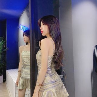 Đầm 2 dây chữ A