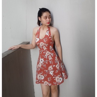 Đầm yếm f21 vnxk