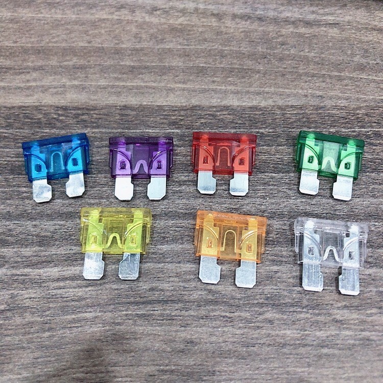 Cầu chì ô tô cỡ trung ( 1 hộp 100 cái )
