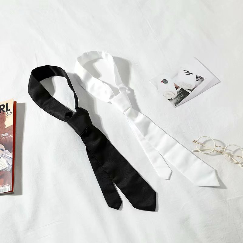 Cà vạt màu trắng đen thiết kế đơn giản thời trang dành cho nam