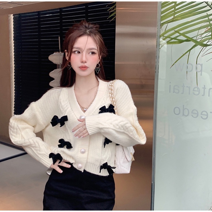 Áo len dáng rộng cổ V phối nơ mềm mại phong cách mùa thu 2021 cho nữ  | BigBuy360 - bigbuy360.vn