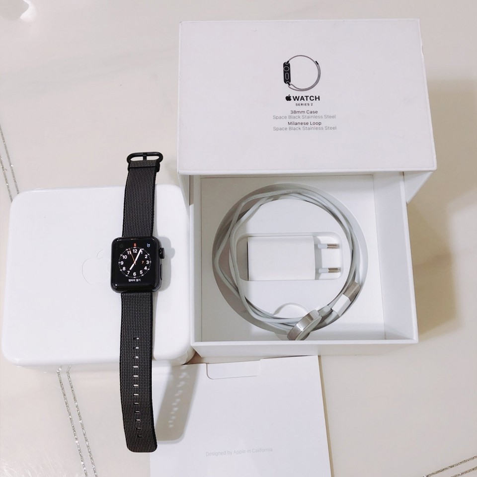 Apple watch series 2 thép 38mm và 42mm mới 99% bảo hành 12 tháng lỗi là đổi tại Xoăn Store