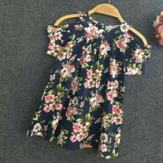 Váy rớt vai hoa nhiều màu