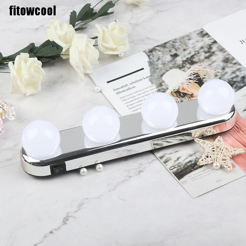 Gương Trang Điểm Gắn 4 Đèn Led Siêu Sáng