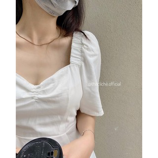 Váy cổ vuông hở lưng