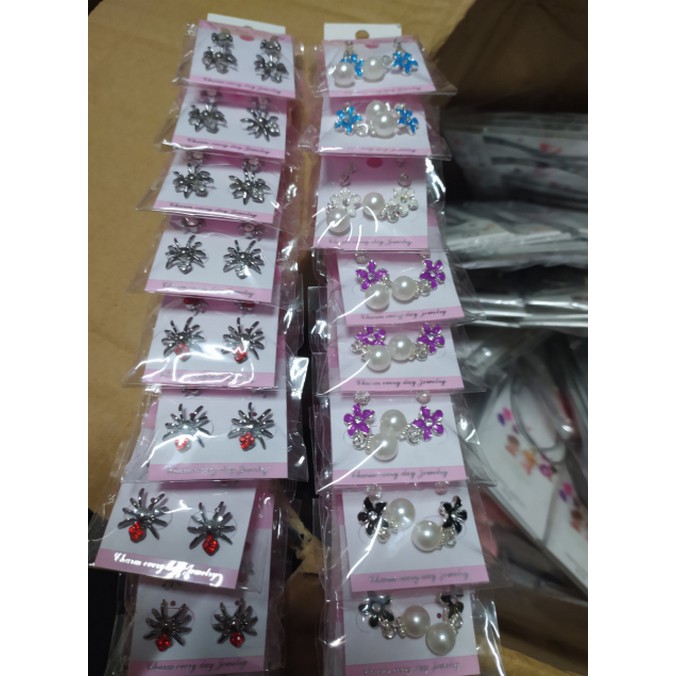 Set 3 đôi hoa bông tai phong cách hàn quốc - Siêu rẻ