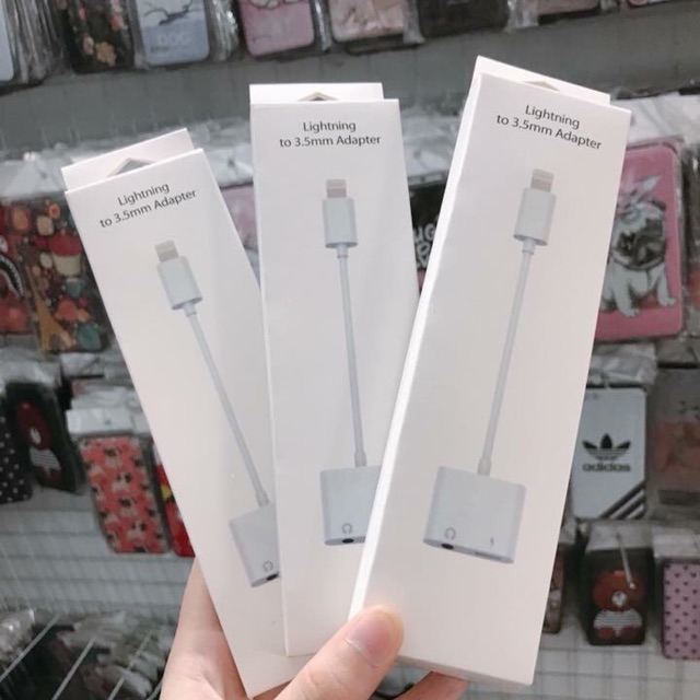 Jack chuyển đổi ip7 ( 1 chân sạc dẹt và 1 jack tròn 3,5 mm)