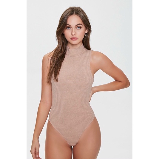 BEUCLOSET -Bodysuit cổ lọ siêu xinh F21