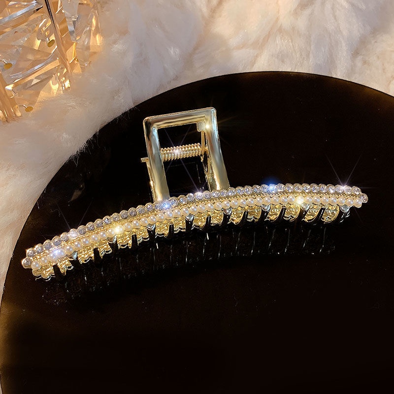 Kẹp TóC HìNh Hoa HồNg / Cá MậP ĐíNh Kim Cương Giả ThờI