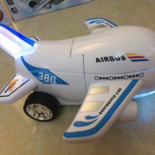 Máy bay biến hình cho bé