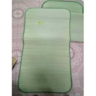 Chiếu cói in hình thú cho bé size to
