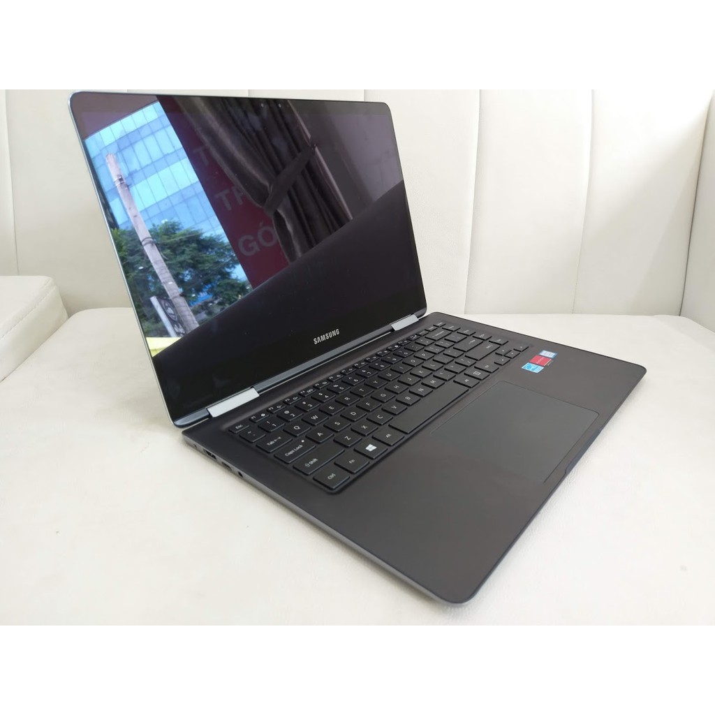 Laptop Samsung 940X5N i7-8550u/ ram 16gb/ ssd 256gb/Radeno 500/ 15.6 FHD touch ,nguyên bản , hình thức như mới , giá tốt | WebRaoVat - webraovat.net.vn