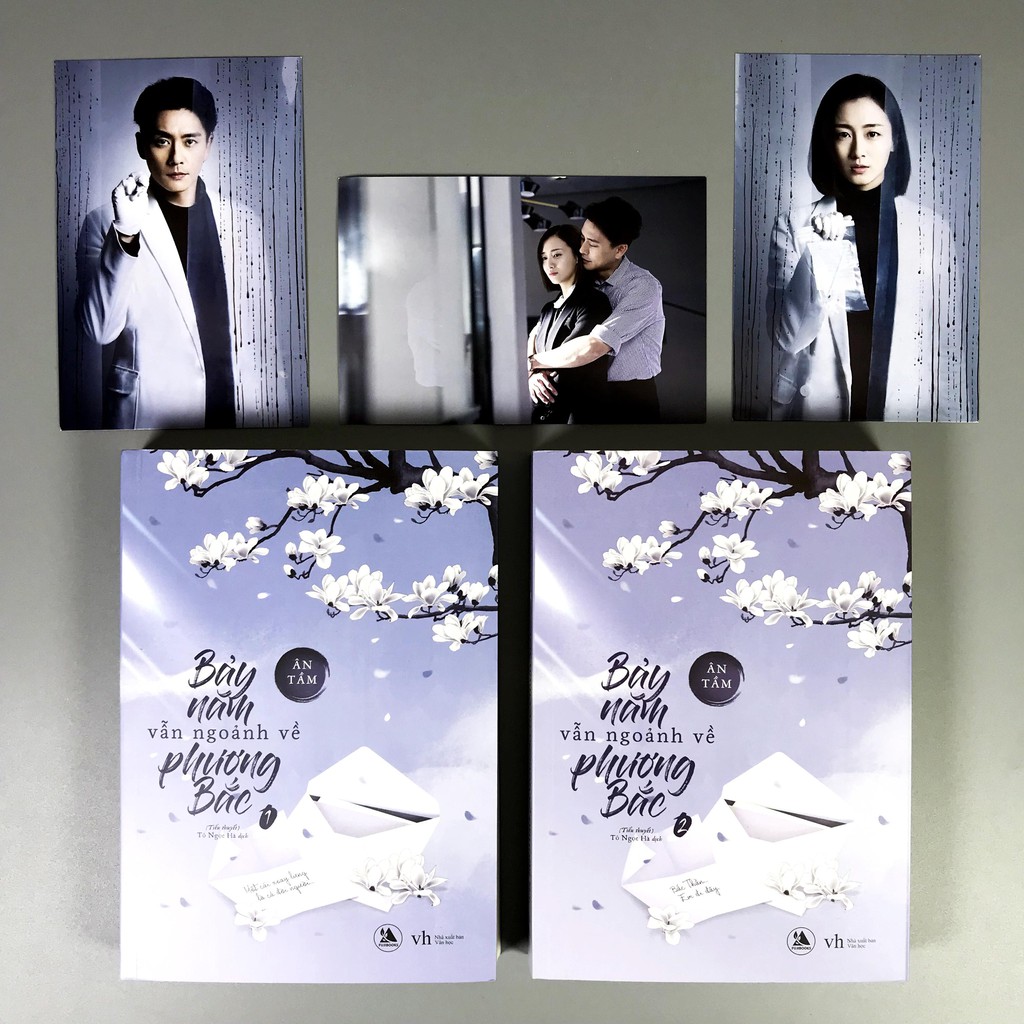 Sách - Bảy Năm Vẫn Ngoảnh Về Phương Bắc Tập 1 + 2 (Kèm Bookmark, Postcard) | BigBuy360 - bigbuy360.vn