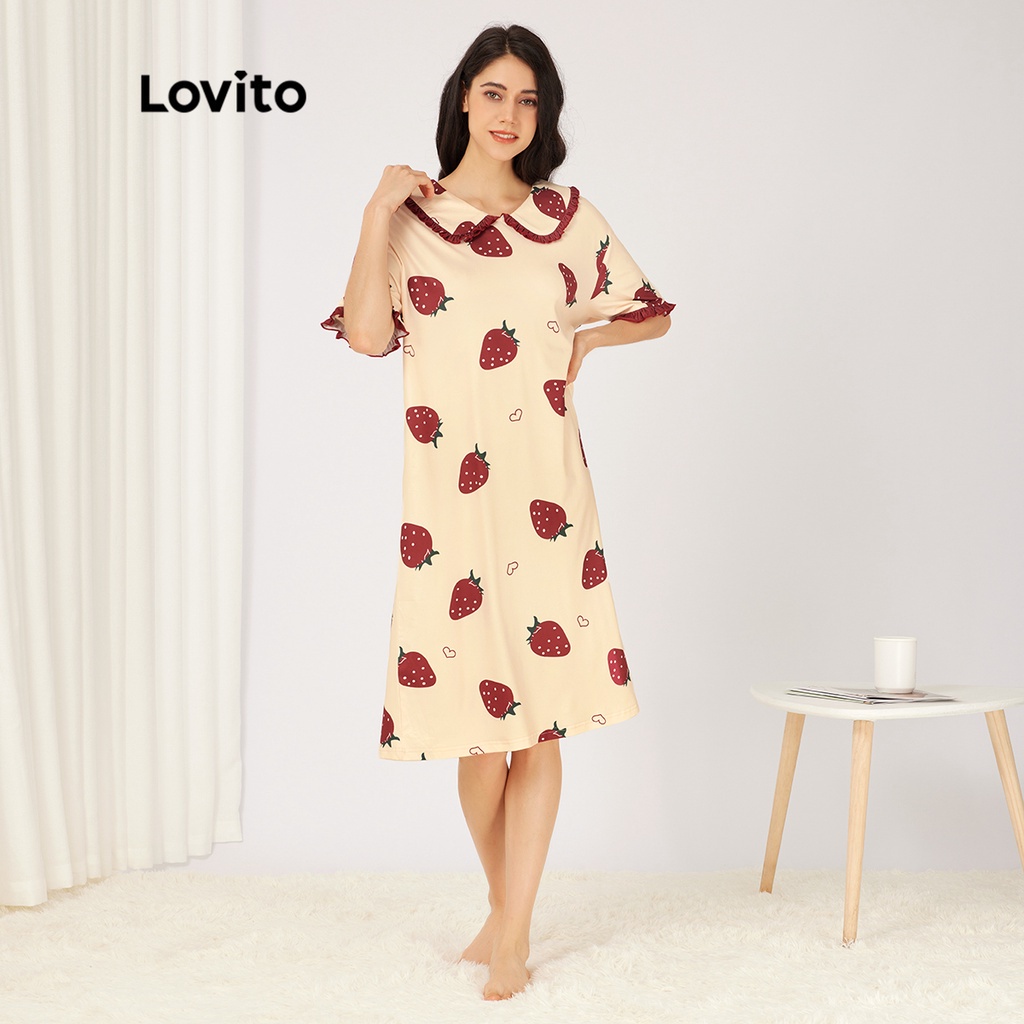 Đầm ngủ Lovito cổ búp bê in họa tiết dâu tây phong cách dễ thương L23AD124 (màu trắng ngà)