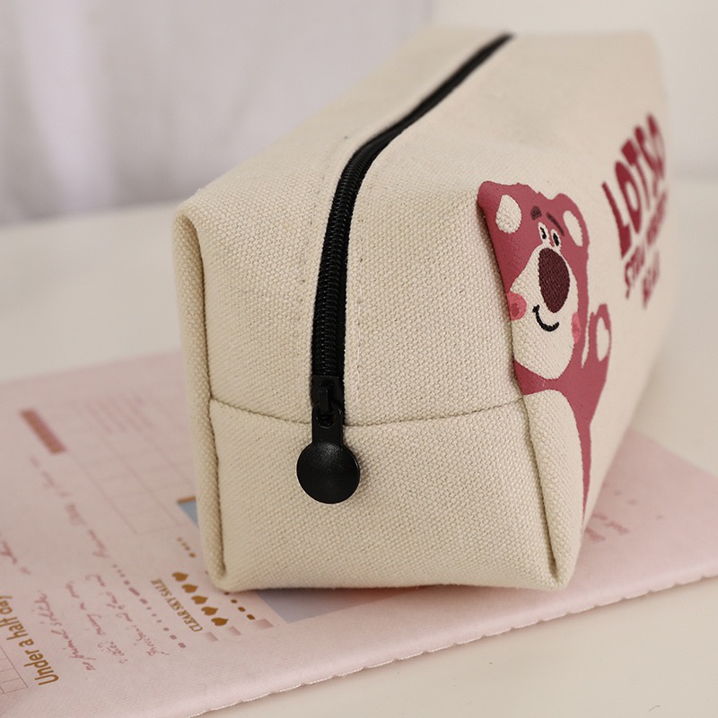 Túi Đựng Bút Vải Canvas Hình Gấu Dâu Tây Phong Cách Hàn Quốc Túi Đựng Bút Hình Gấu Dâu Tây Dễ Thương TB003 Mom Ky