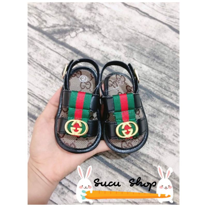 (Quận Tân Bình) Giày tập đi cho bé : Mẫu sandal G.U.C.C.I đen