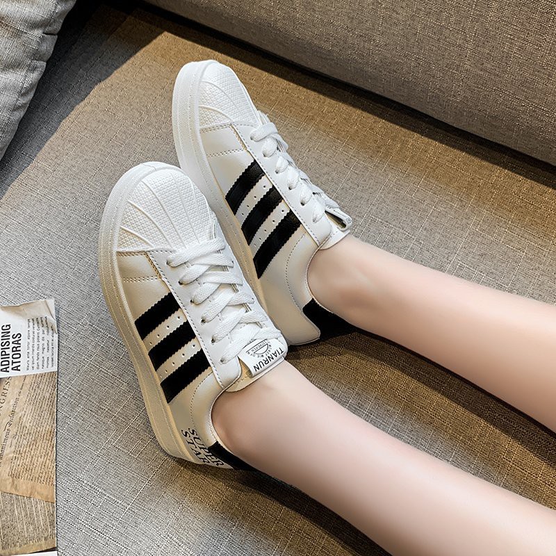 Giày sneaker thể thao thời trang nữ năng động