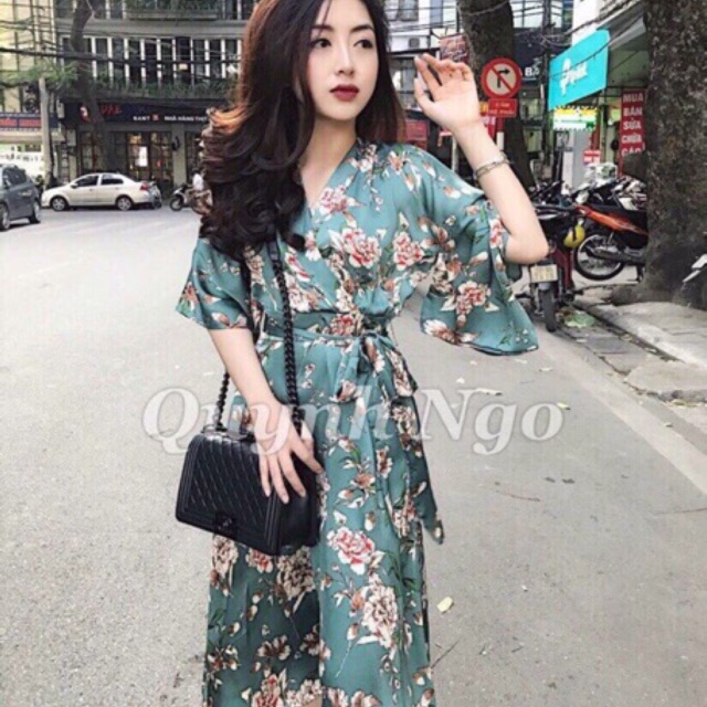 Áo kẻ trễ vai