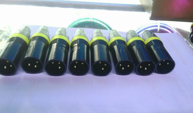 Jack canon chân đồng viền vàng, xanh vỏ kim loại dày dặn