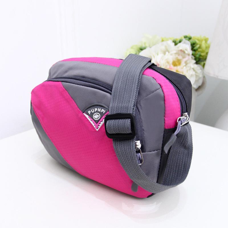 Túi Đeo Chéo Bằng Nylon Chống Nước Đa Năng Phong Cách Mới Cho Nữ