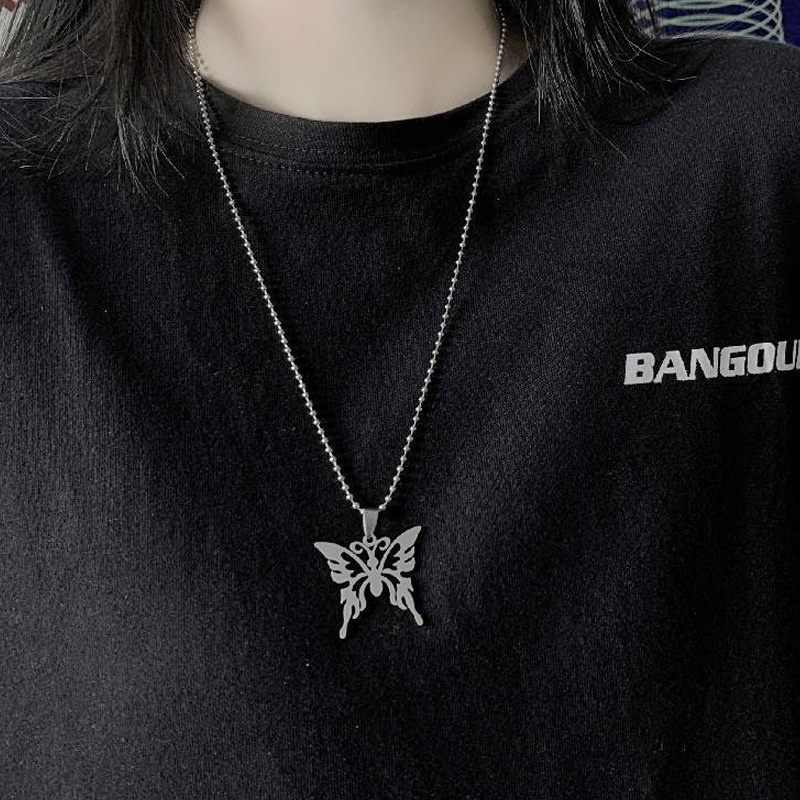 Vòng cổ Inox Mặt Hình Bướm Dễ Thương Cho Nữ