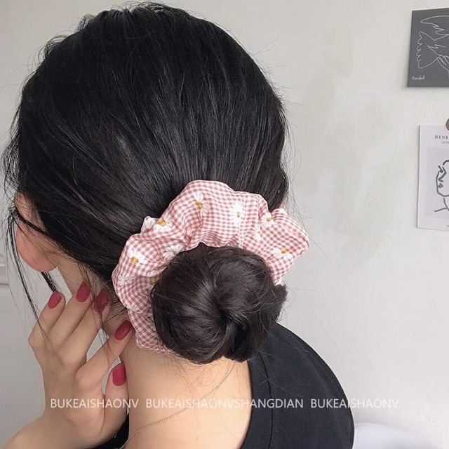 Chun cột tóc vải scrunchie kẻ caro hoa cúc