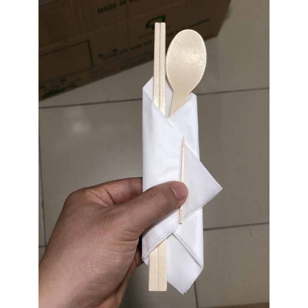 Combo 100 bộ Đũa , thìa, tăm Gỗ bọc ngoài vỏ giấy