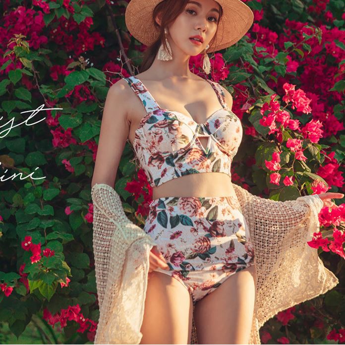 Bikini Hoa Có Gọng Đệm Mỏng Eo Cao W337