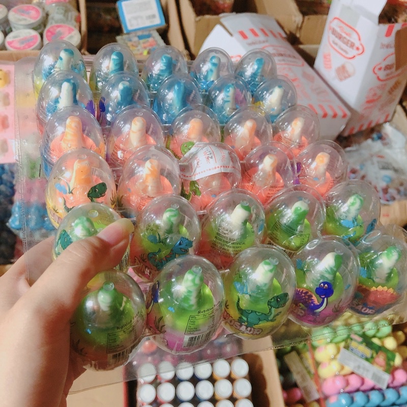 sỉ khay 30  quà trứng kèm mút ty