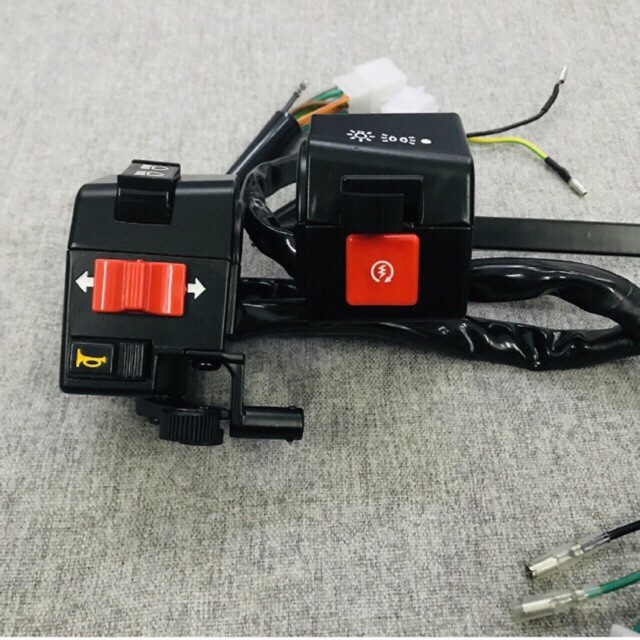 Cụm Công Tắc Xe DREAM Việt [ CHÍNH HÃNG ] - Bộ Điều Khiển Supper Dream Hàng Xịn ( Giá Bán Lẻ 1 Bên)