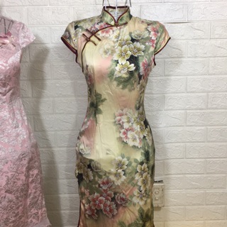 Sườn xám 305k 2kg5 chọn trên live
