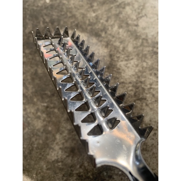 Đánh vẩy cá inox - gỗ đinh, dụng cụ làm sạch vẩy cá