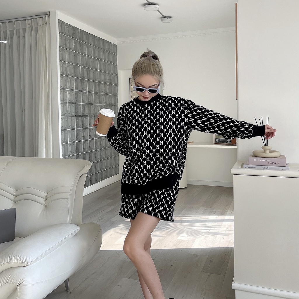 Bộ quần áo nỉ in oversize TOPTIFY sweater và short Party Time S13