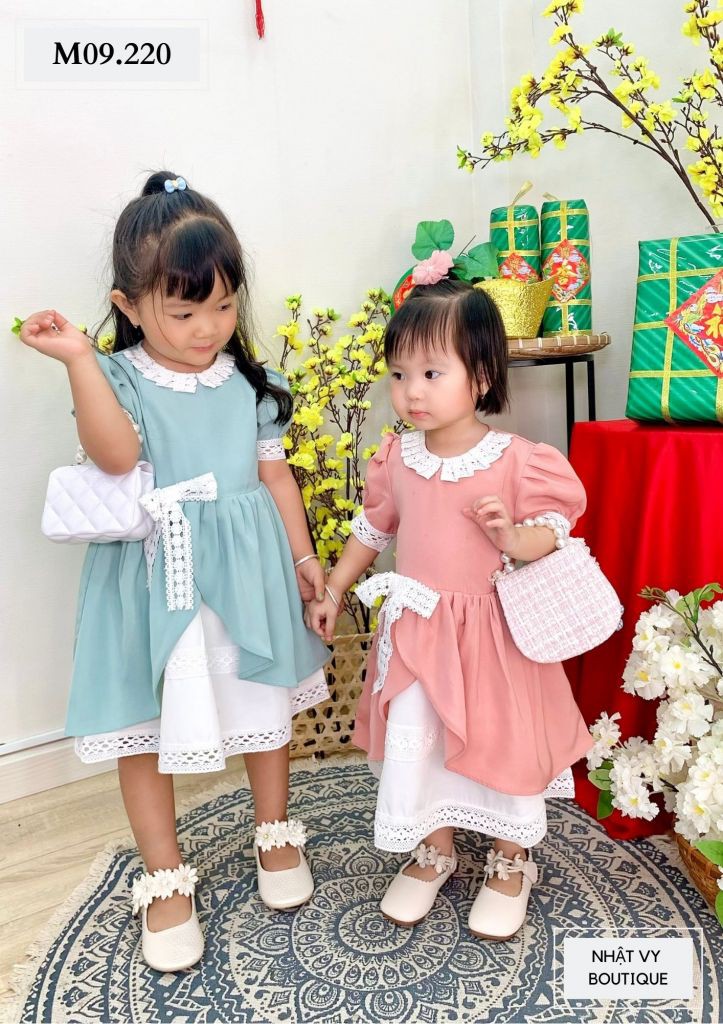 Đầm Bé Gái NHẬT VY Tay Ren Chất Liệu Cotton Thái Đi Học Đi Chơi Màu Hồng, Xanh - M09