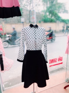 Sơ mi chấm bi