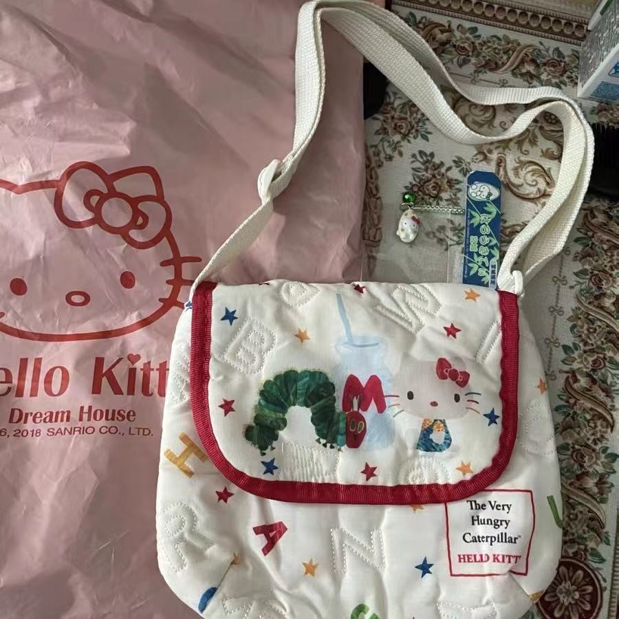 Túi Đeo Vai Trang Điểm Thêu Họa Tiết Hello Kitty Thời Trang 2022 Mới