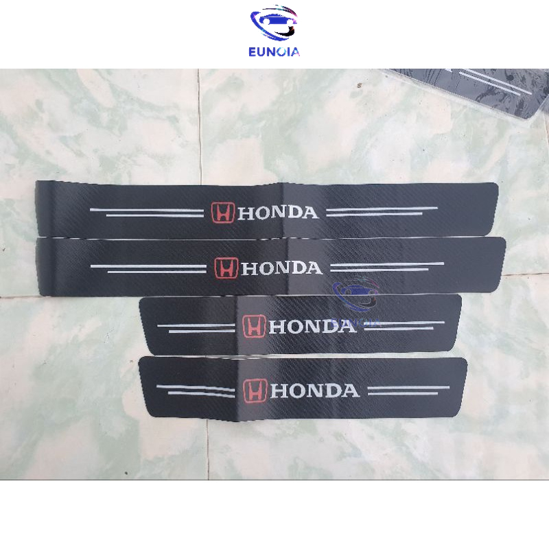 (Honda) Nẹp Dán Vân Carbon Chống Trầy Bậc Cửa Honda