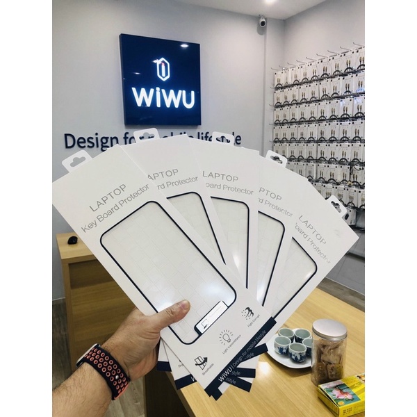 Lót phủ bàn phím trong suốt cho Mac- book Air  M1,  Mac- book Pro 4. 2 inch,  Mac-book 16. 2  inch 2021 chính hãng  WIWU