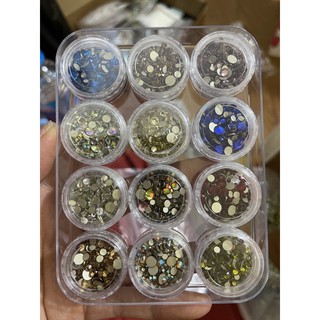 Khay đá tiệp màu mixsiz siêu sáng