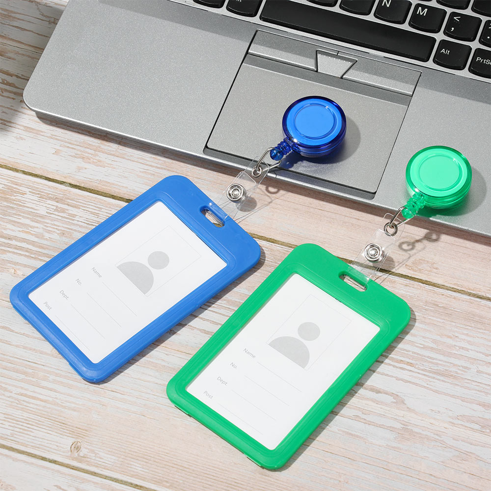 Bao Đựng Thẻ Căn Cước Bằng Nhựa Cứng Có Dây Thu Gọn Tiện Lợi