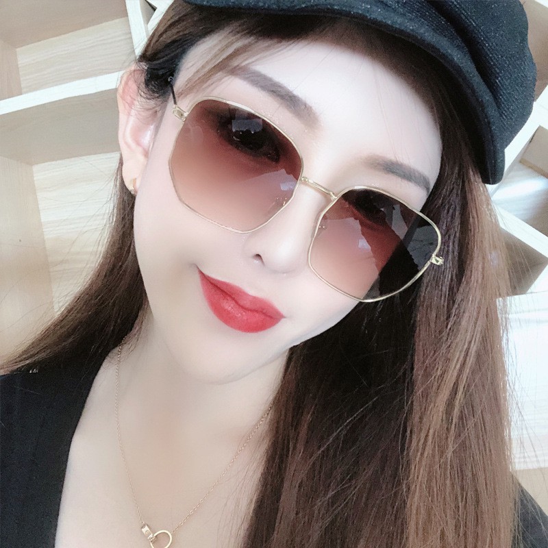 Kính mát kính râm thời trang gọng đa giác phong cách cổ điển nhiều mầu cá tính dành cho nữ | BigBuy360 - bigbuy360.vn