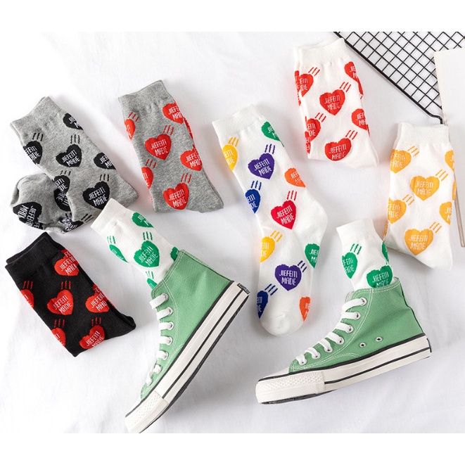 Vớ Tất nữ hình trái tim phong cách Hàn Quốc siêu dễ thương và xinh xắn.