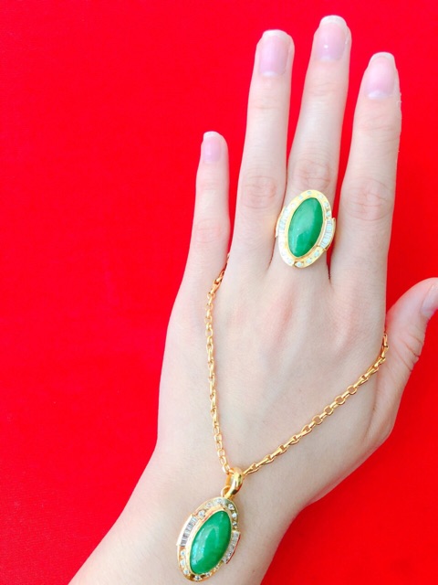 Nhẫn đá cẩm thạch đá viền